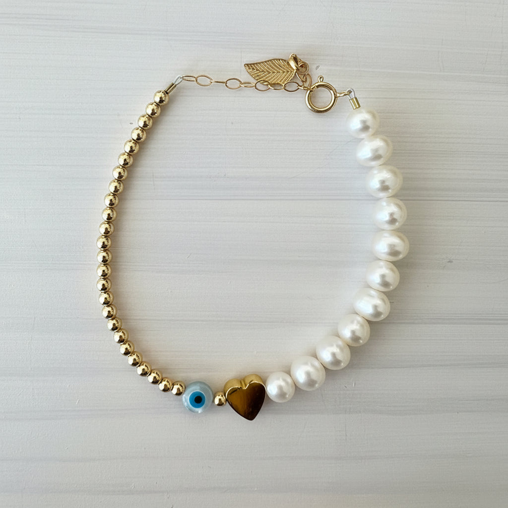 Holly Heart Bracelet
