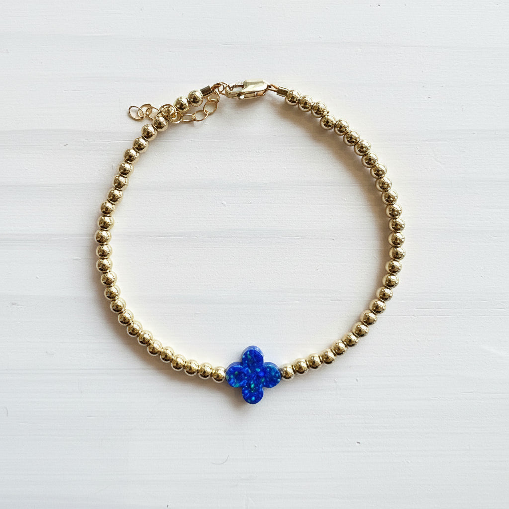Single Medium Clover Bracelet