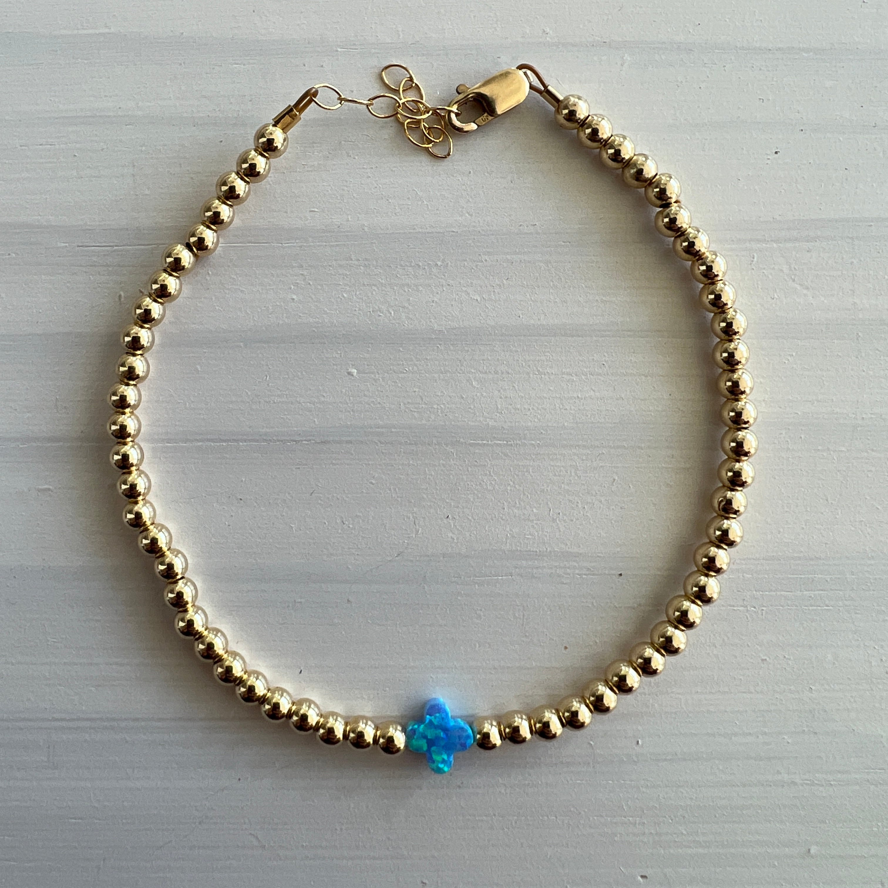 Single Mini Clover Bracelet